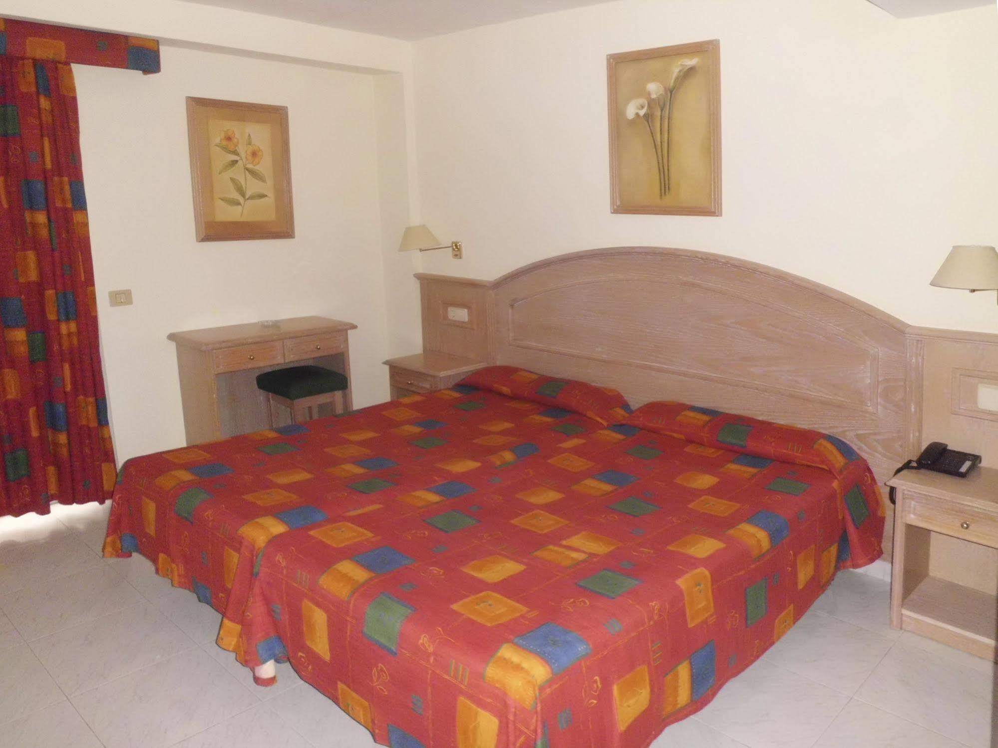 Apartamentos Park Plaza Пуерто де ла Крус Екстериор снимка